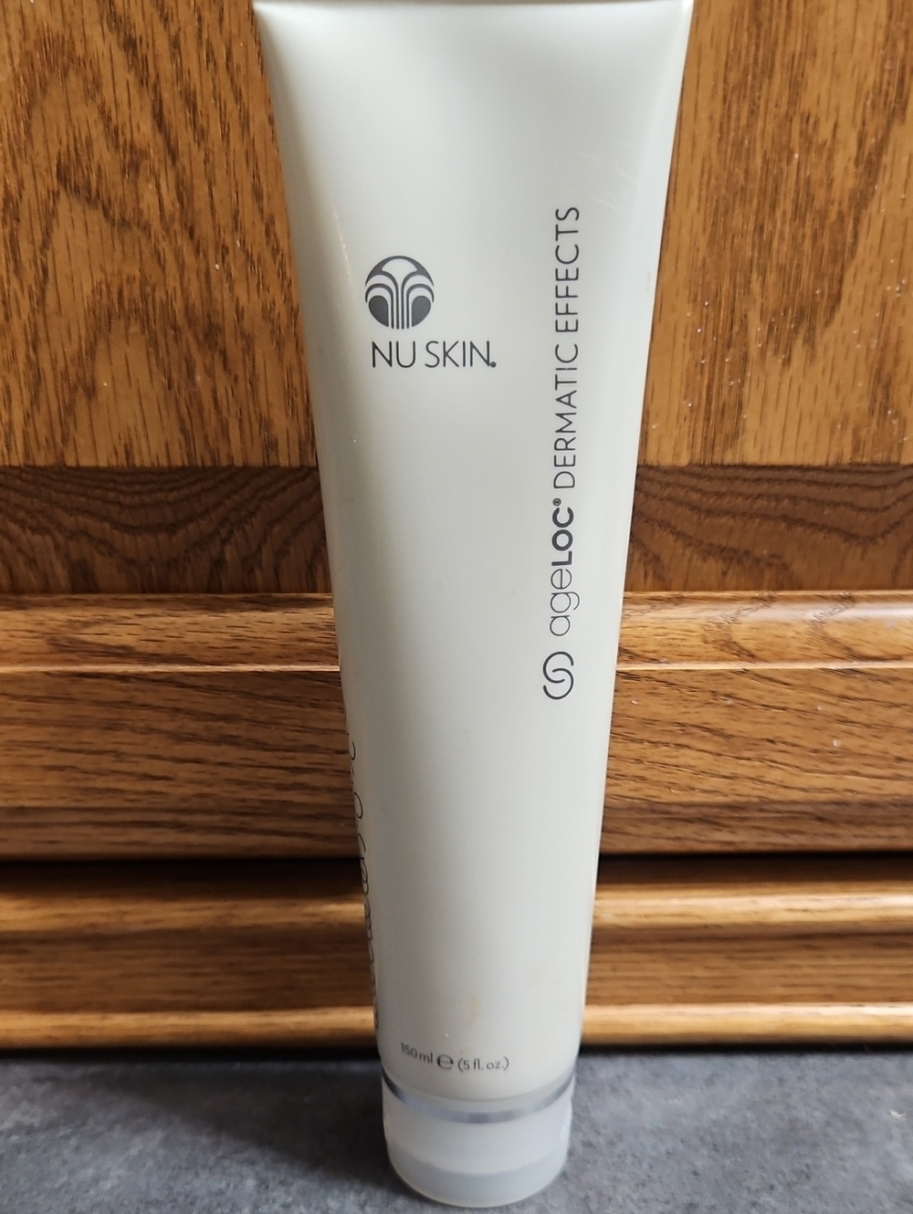 NWT Nu Skin Age Loc Dermatic Effects Body Contouring & Anti Aging Creme 5 Oz.